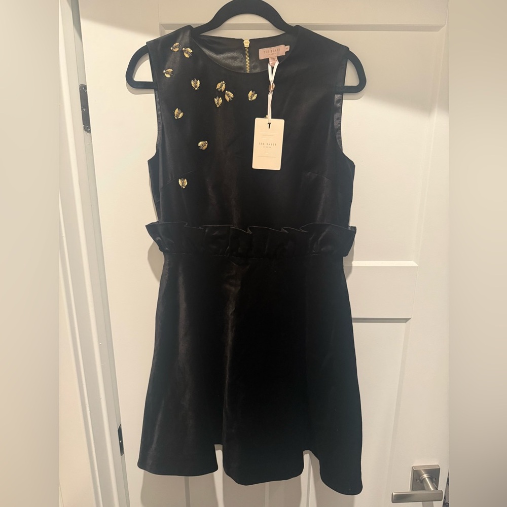 Brand new Ted Baker Queen Bee Ruffle Waist Dress - Picture 2 of 7
